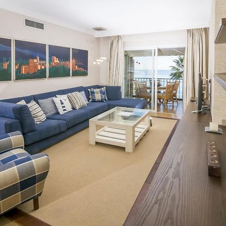 Hb - Comfortable Beachfront Holiday Apartment Estepona Luaran gambar