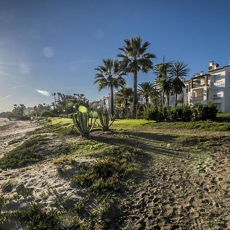 Hb - Comfortable Beachfront Holiday Apartment Estepona Luaran gambar