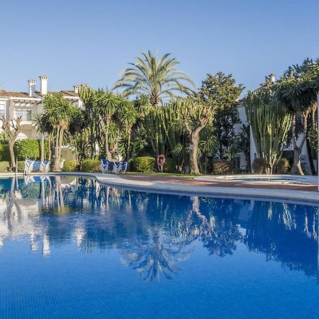 Hb - Comfortable Beachfront Holiday Apartment Estepona Luaran gambar