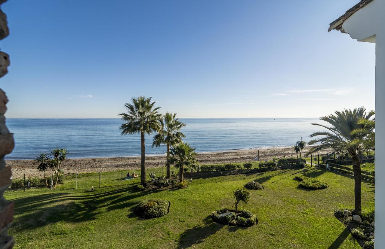 Hb - Comfortable Beachfront Holiday Apartment Estepona Luaran gambar